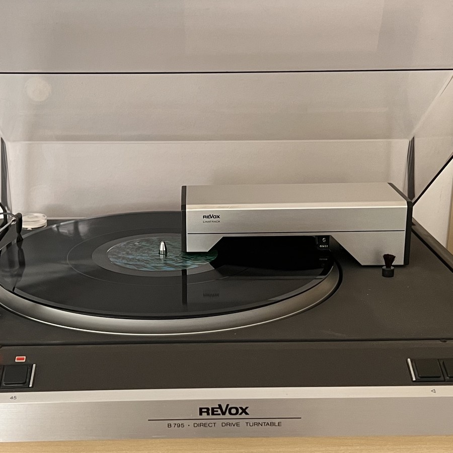 Revox B795 Plattenspieler